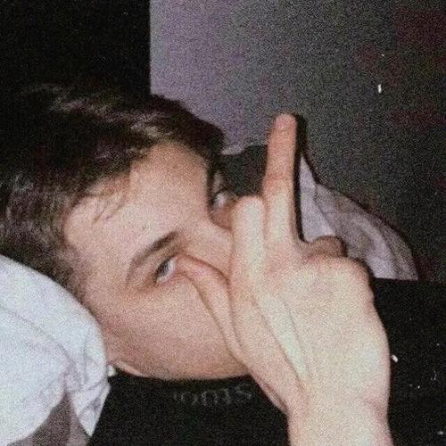 𝑨𝒊𝒅𝒆𝒏💫