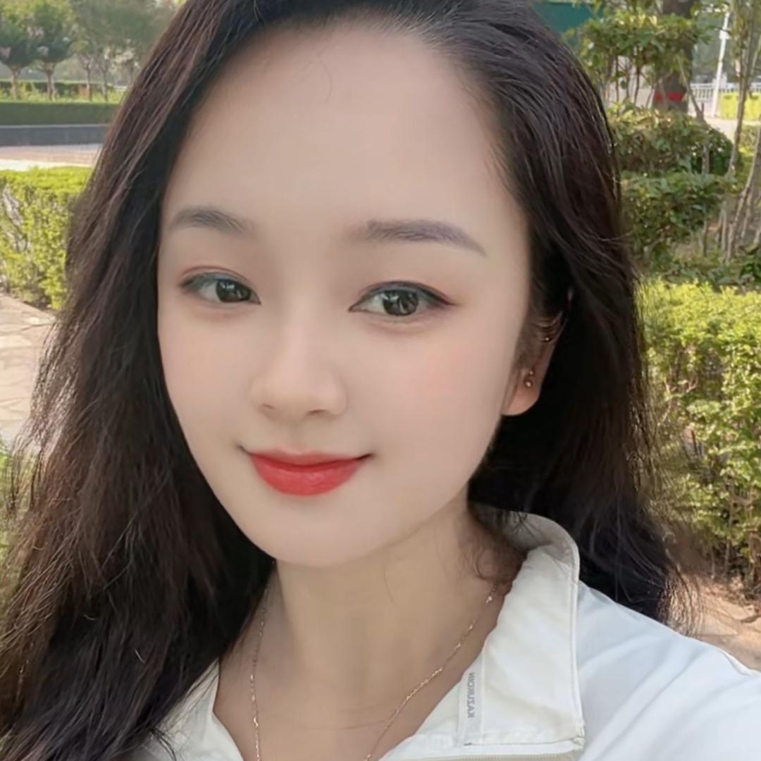 @曼曼💕（🌹打不过雅妹儿）