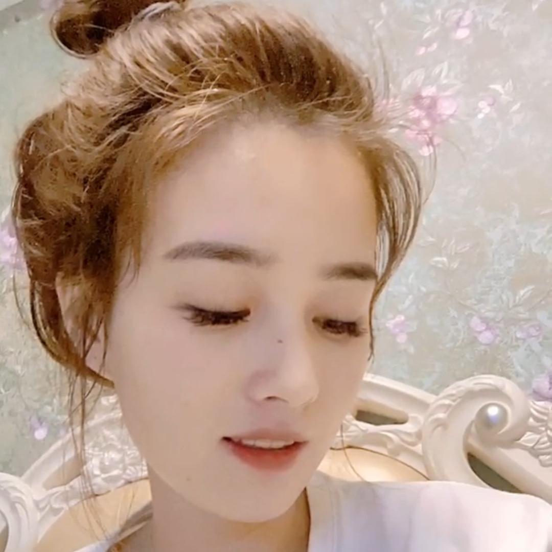 周粥.