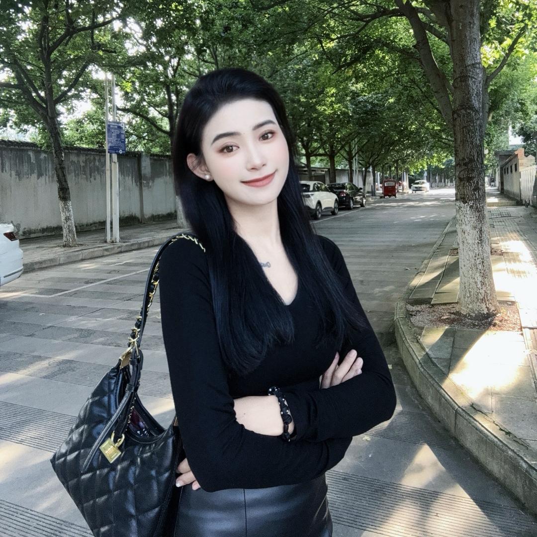 杨李梓梒