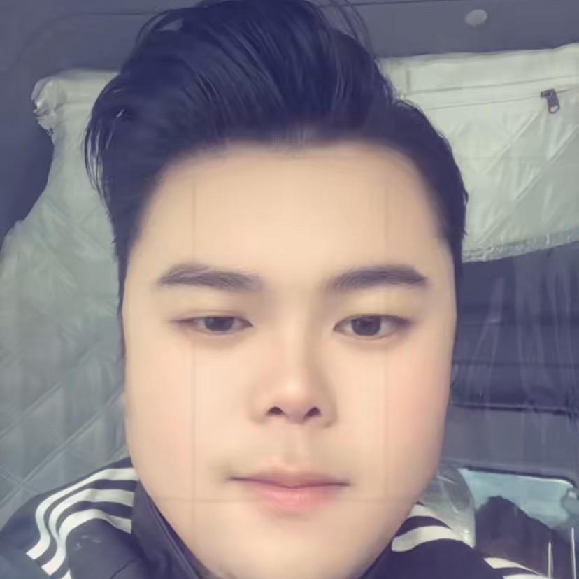 阿可发型师，摄影师