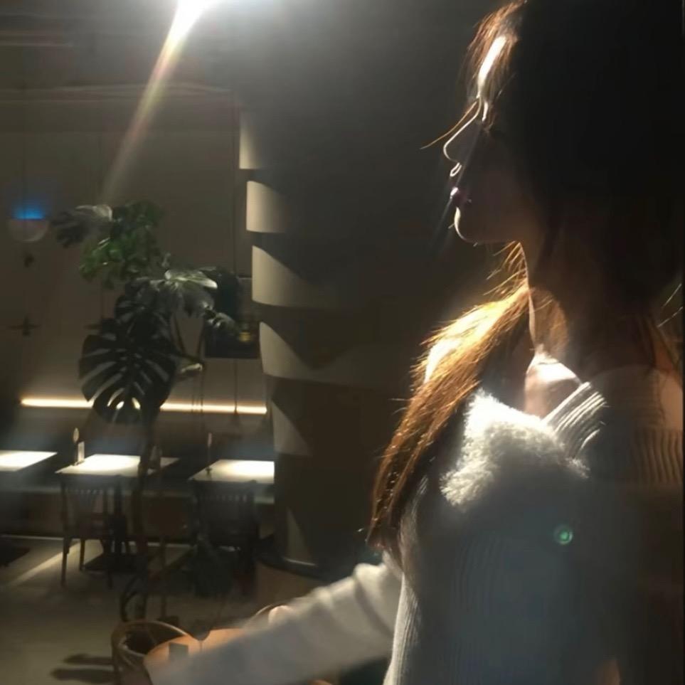 话匣子小姐