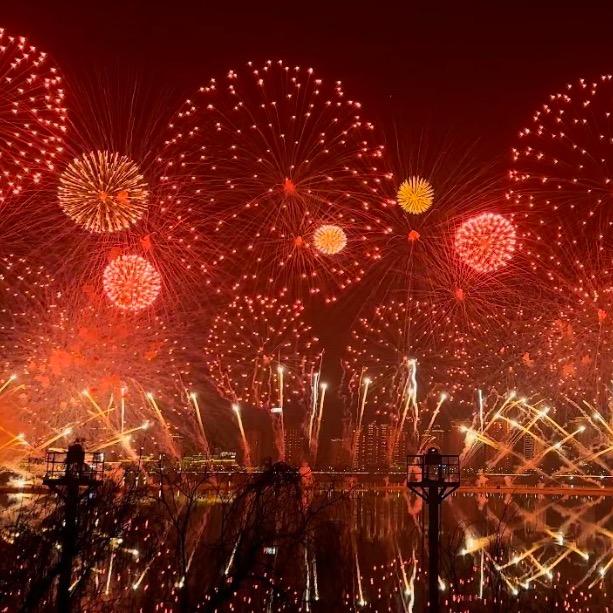 ￴ ￴ ￴￴ ￴花火🎆