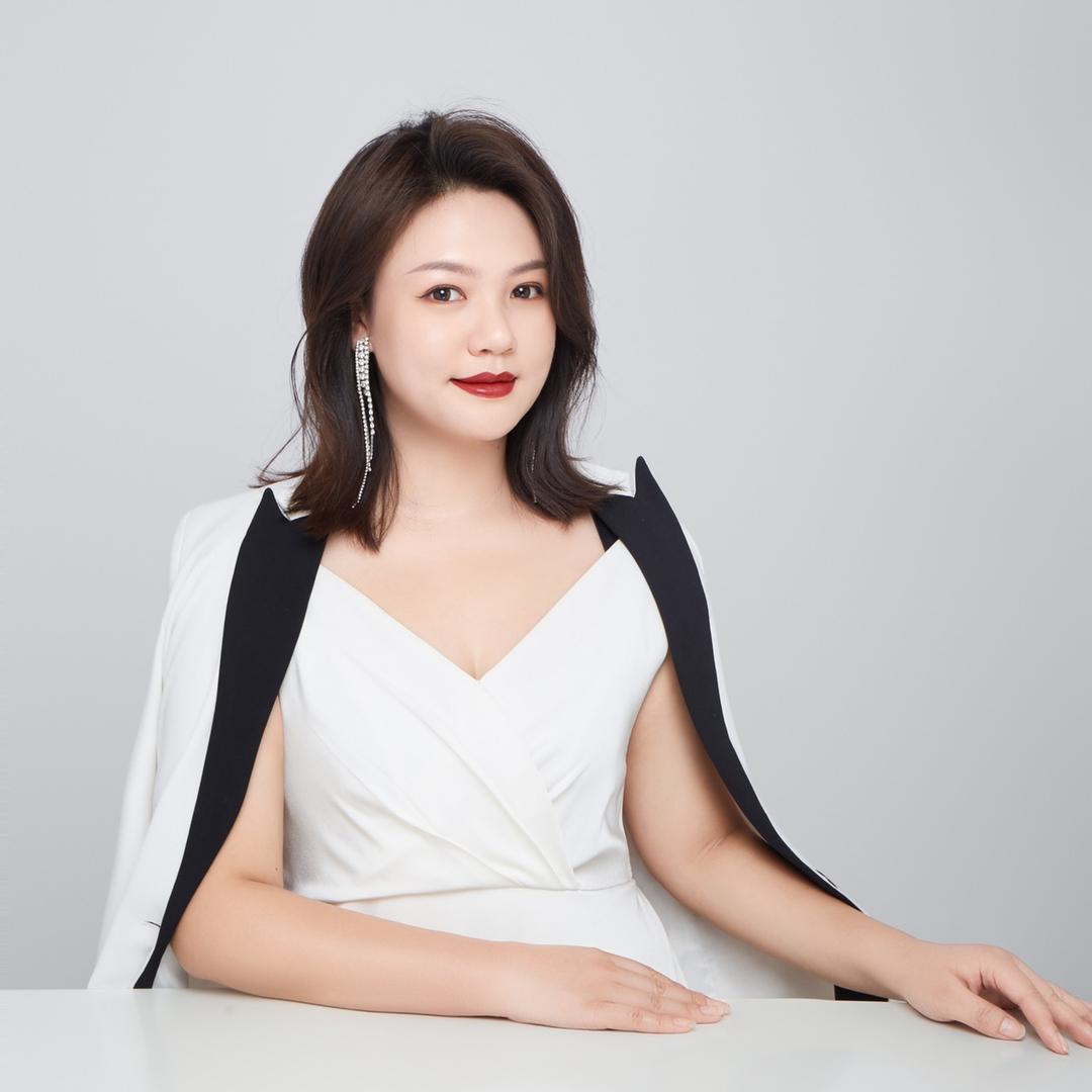 Spring 婚纱美学馆