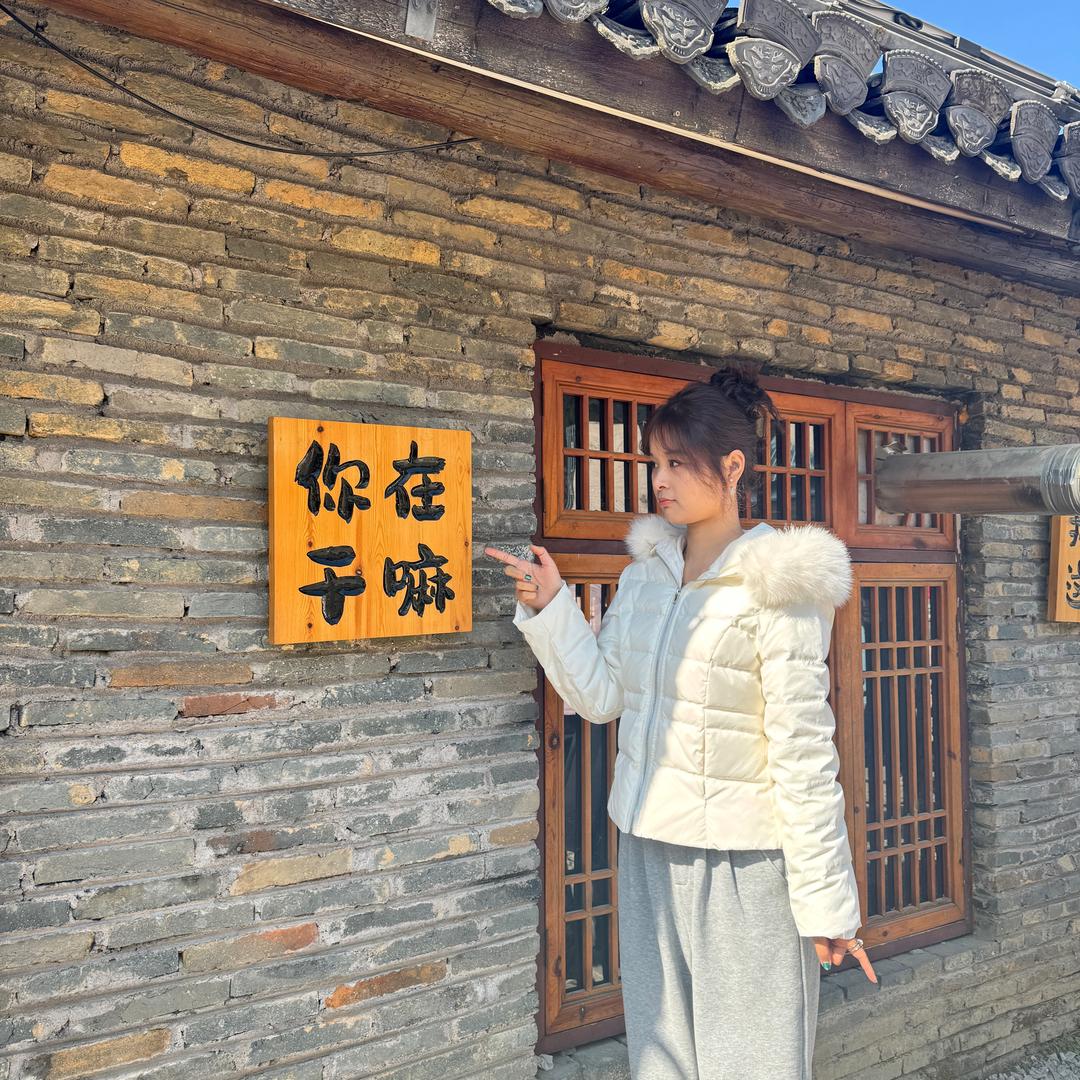 小小余