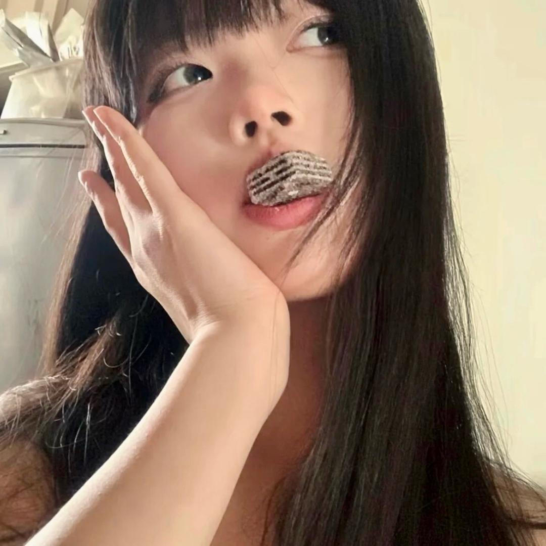 笨蛋小y^