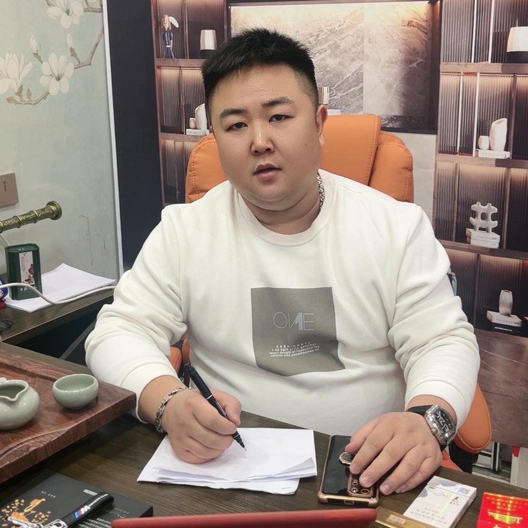A阿坤