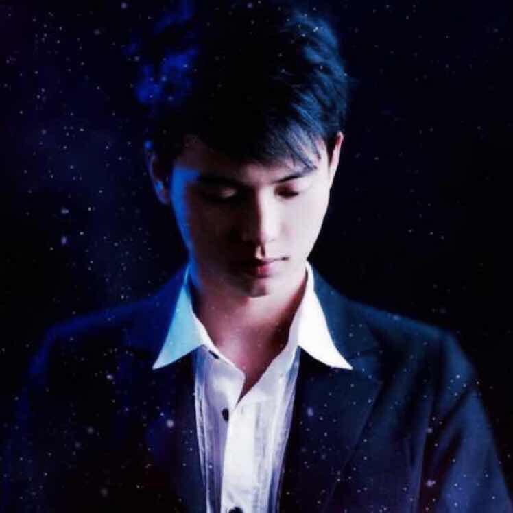 恩泽路亚（刘尧）𓆡𓆝𓆟𓆜