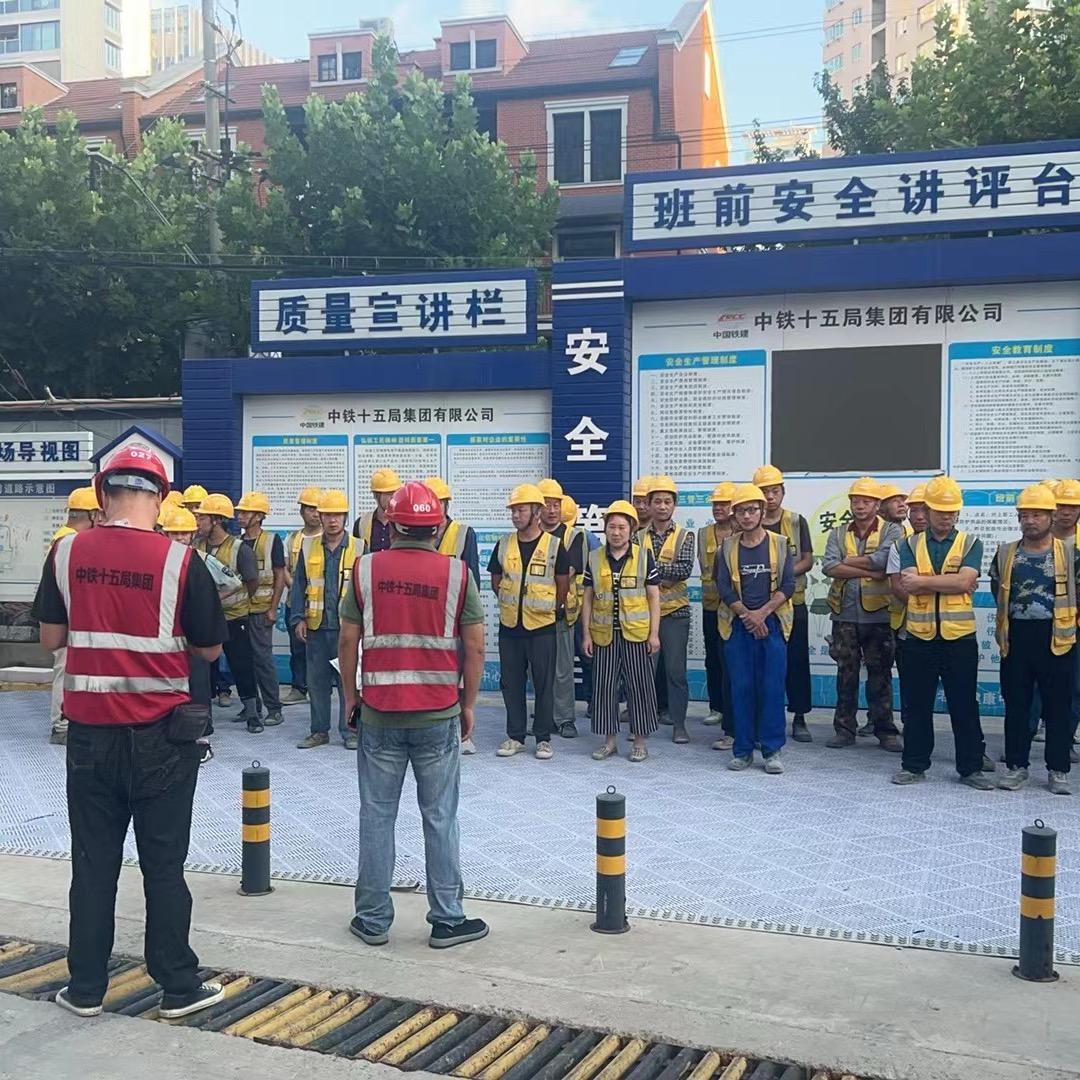 顾鹰消防工程  小凯
