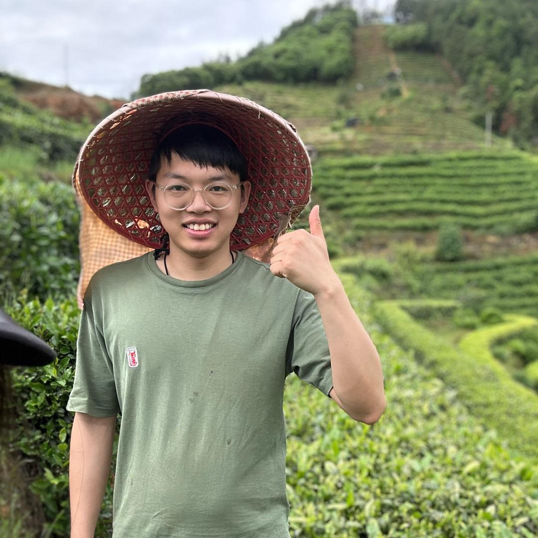 茶二代小曹