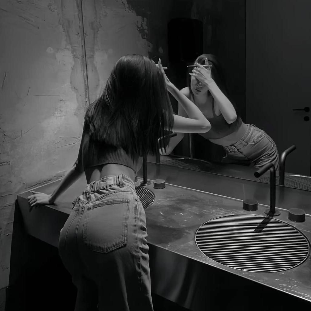 、