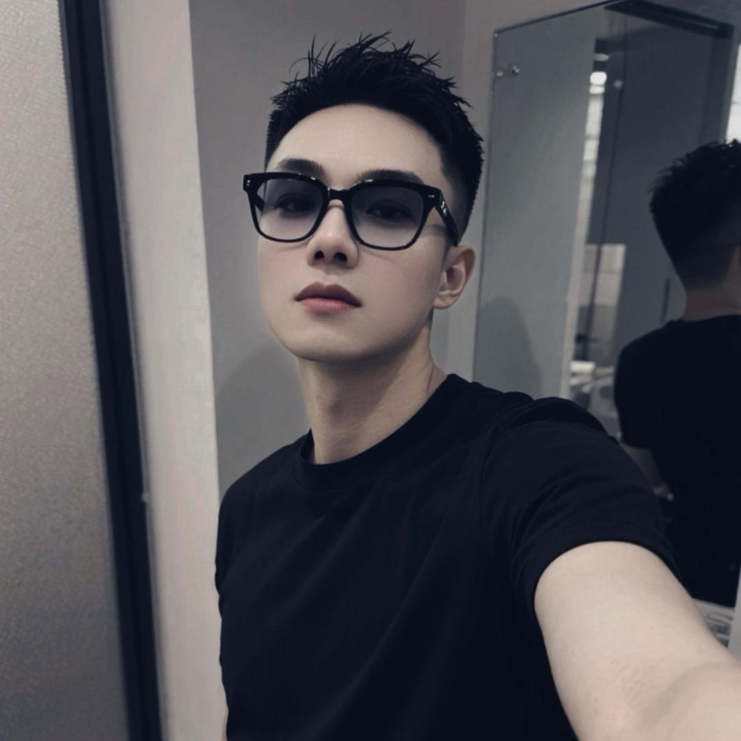 Please call me Mr Yu