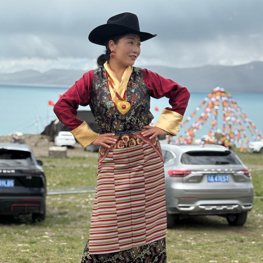 象雄普姆～金珠