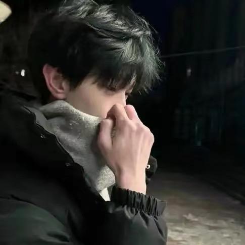 爱跑步的鱼🐟🐟🐟