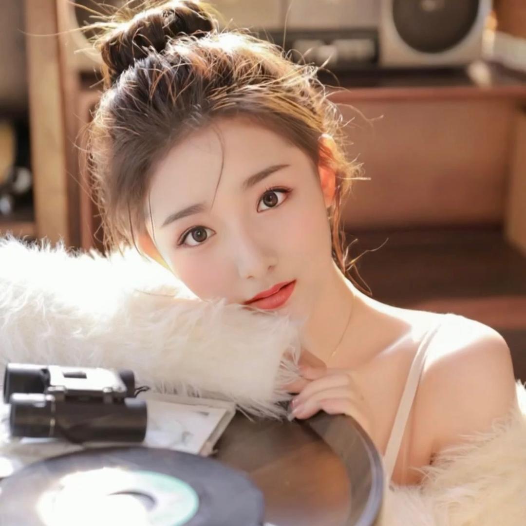 黑不溜秋儿～小倩🍒