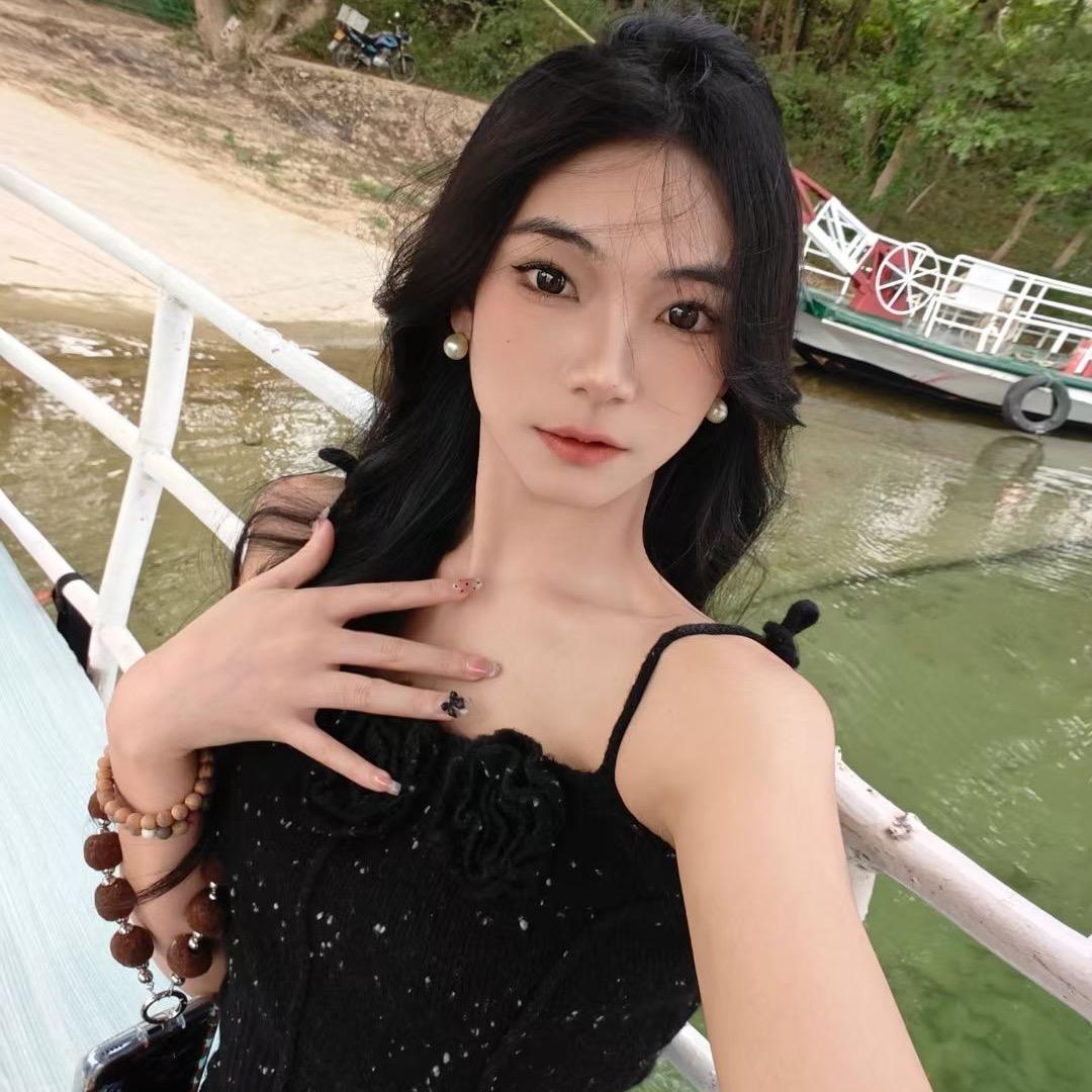 小新私服穿搭