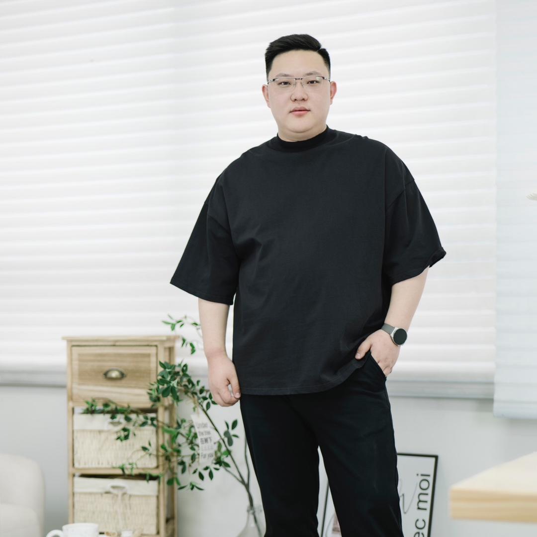 胖牛纯衣穿搭