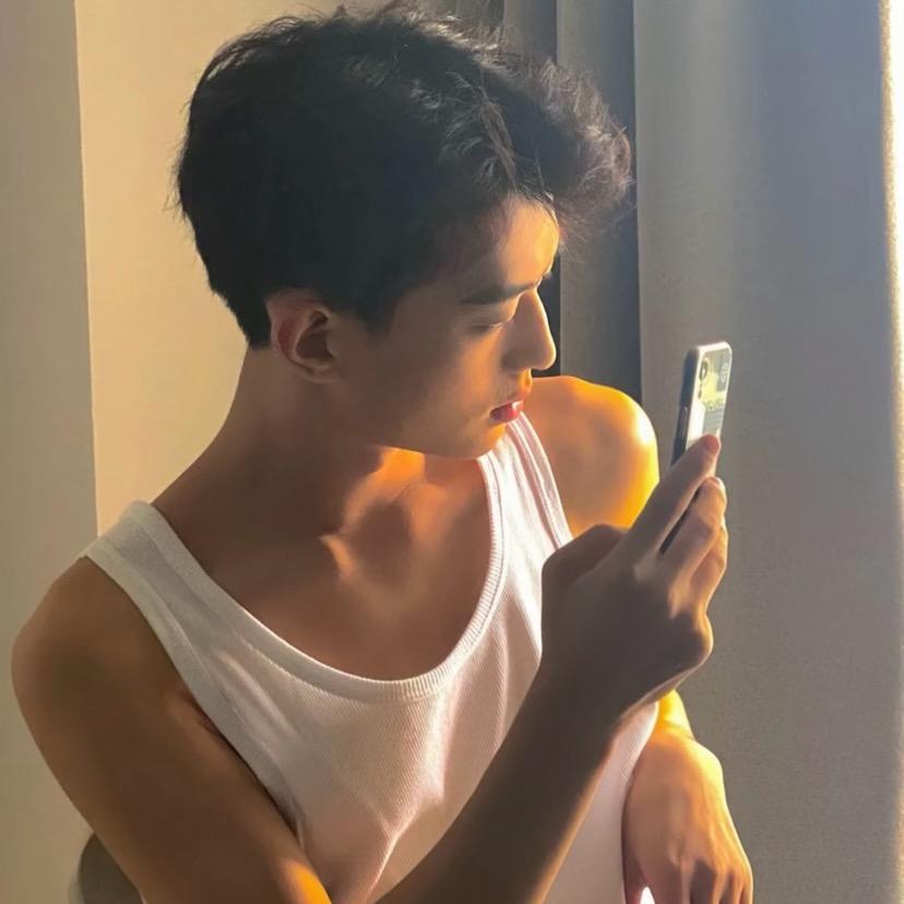村头那人