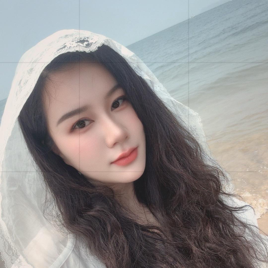 依沐裳轻奢女装许昌禹州店