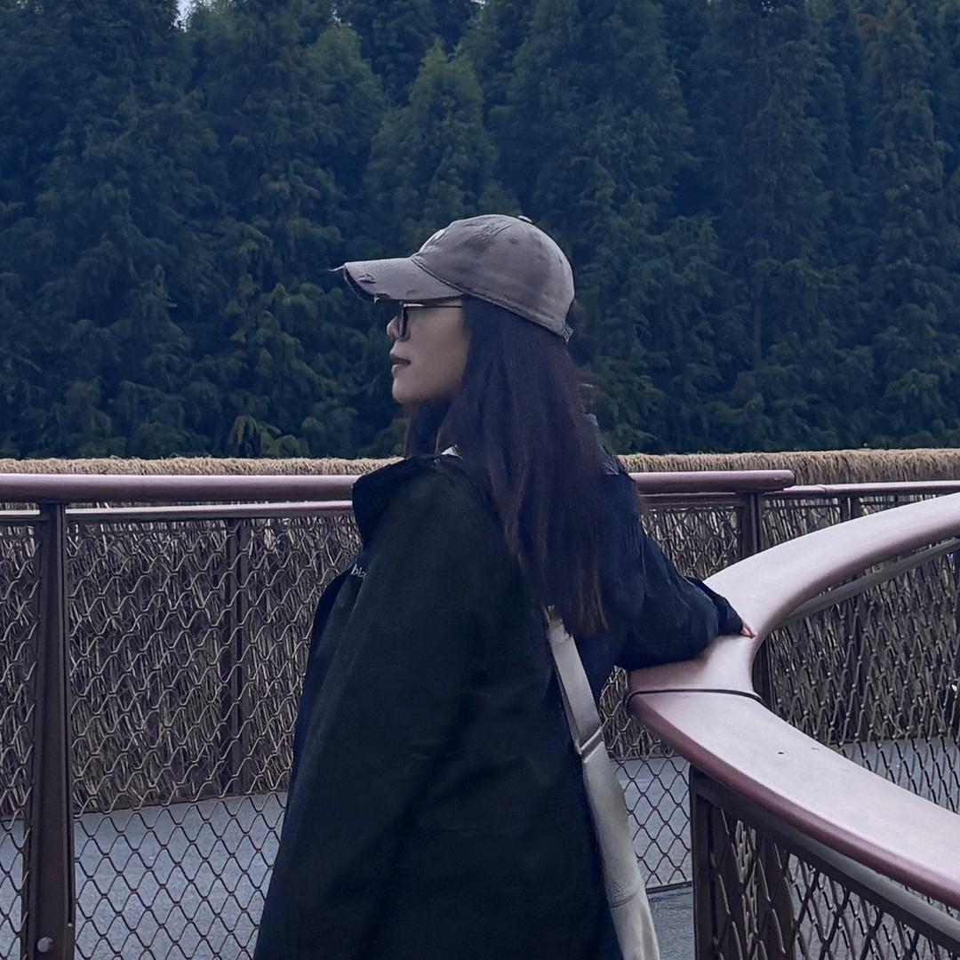 亲爱的大力士小姐.