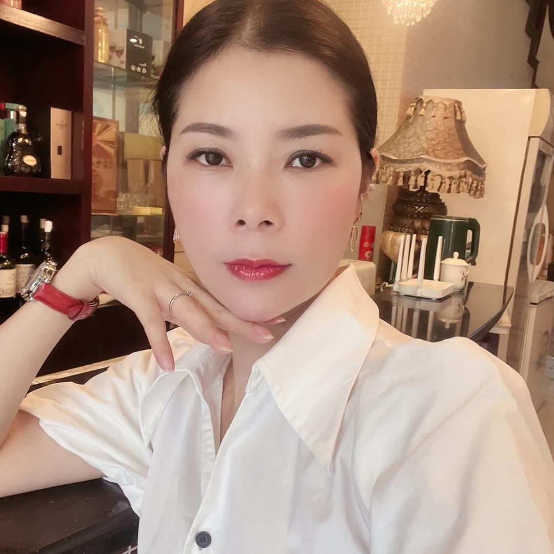莲硒美食楼