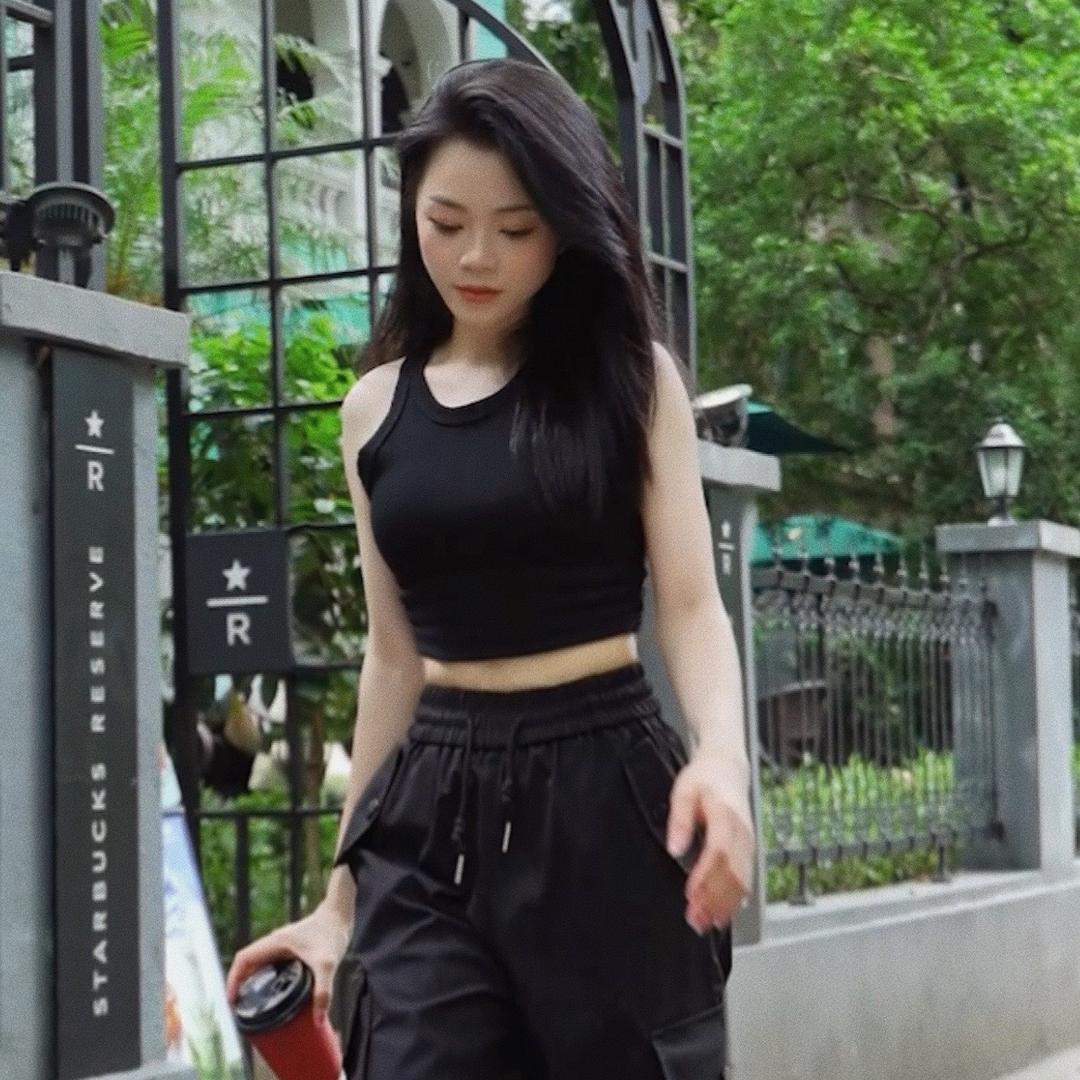 樂樂服饰穿搭