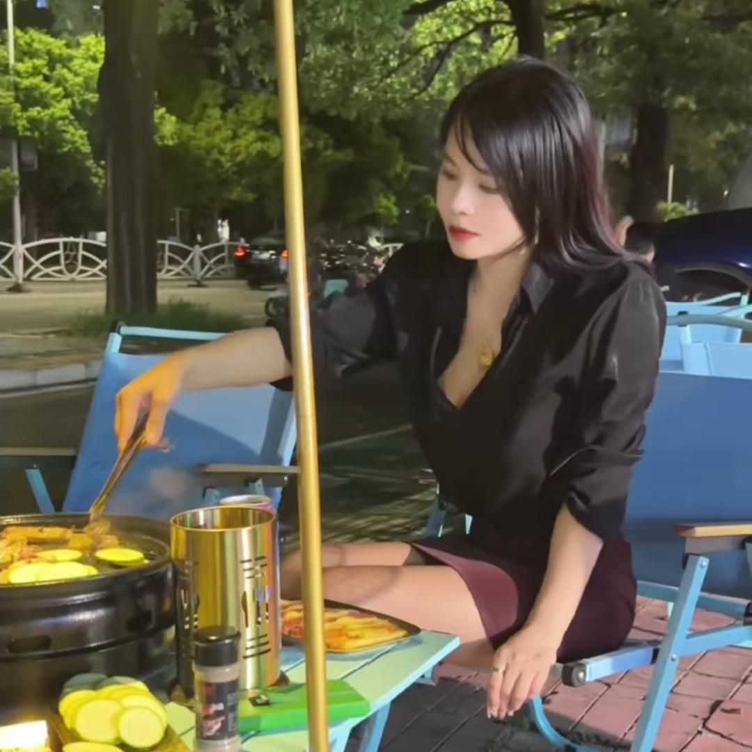 飞飞爱吃肉