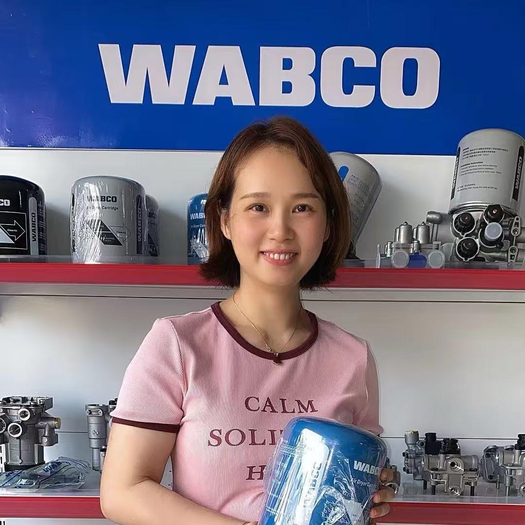 南宁冰与火重卡汽配
