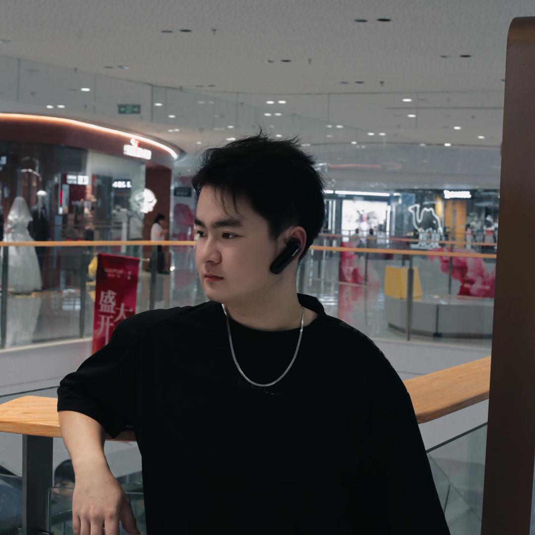 不是明星设计师的阿诺