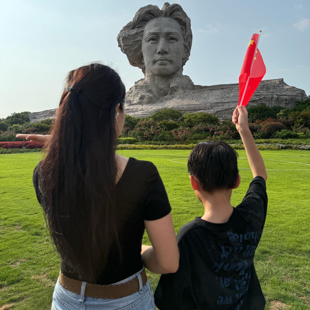 潘潘拉