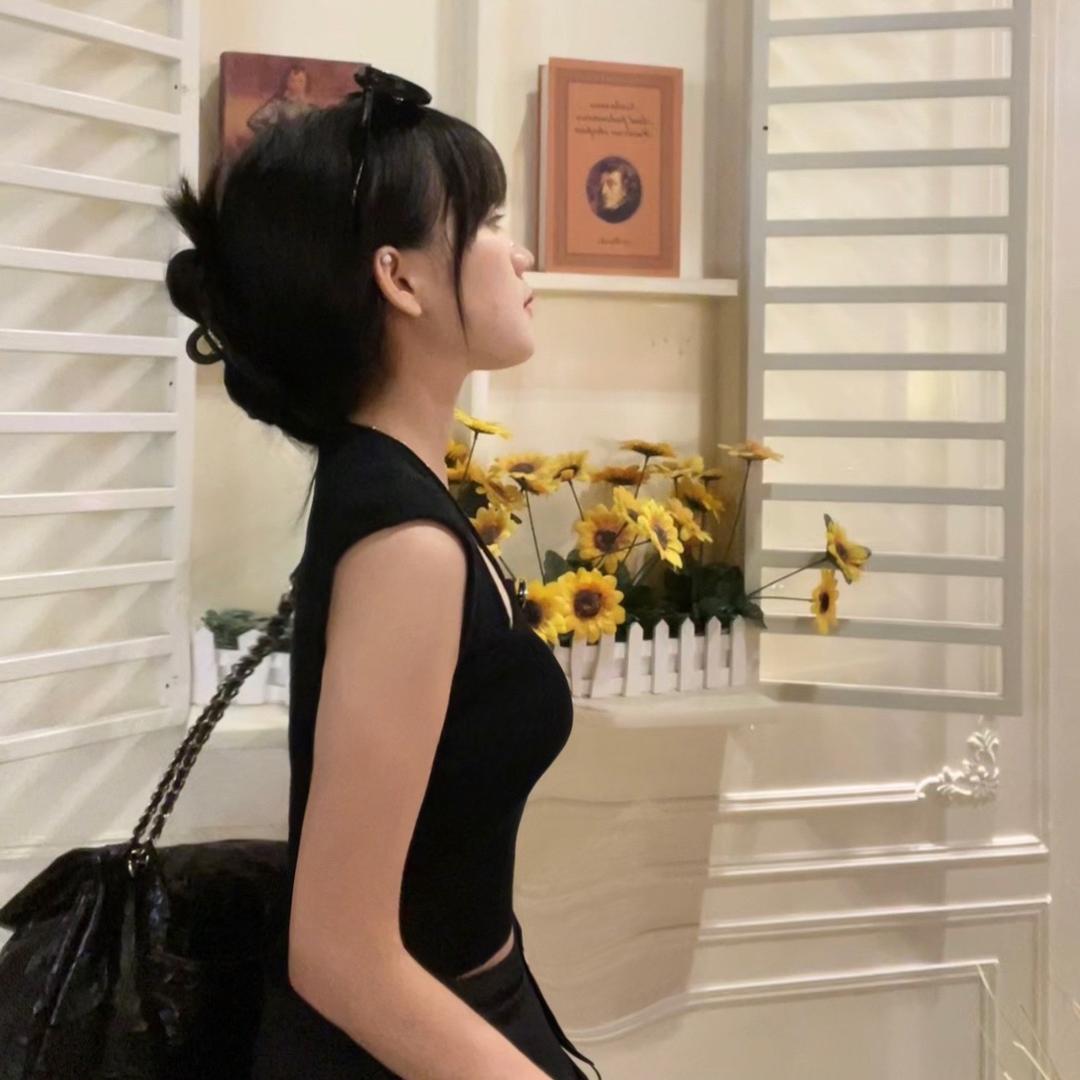 依依穿搭女装