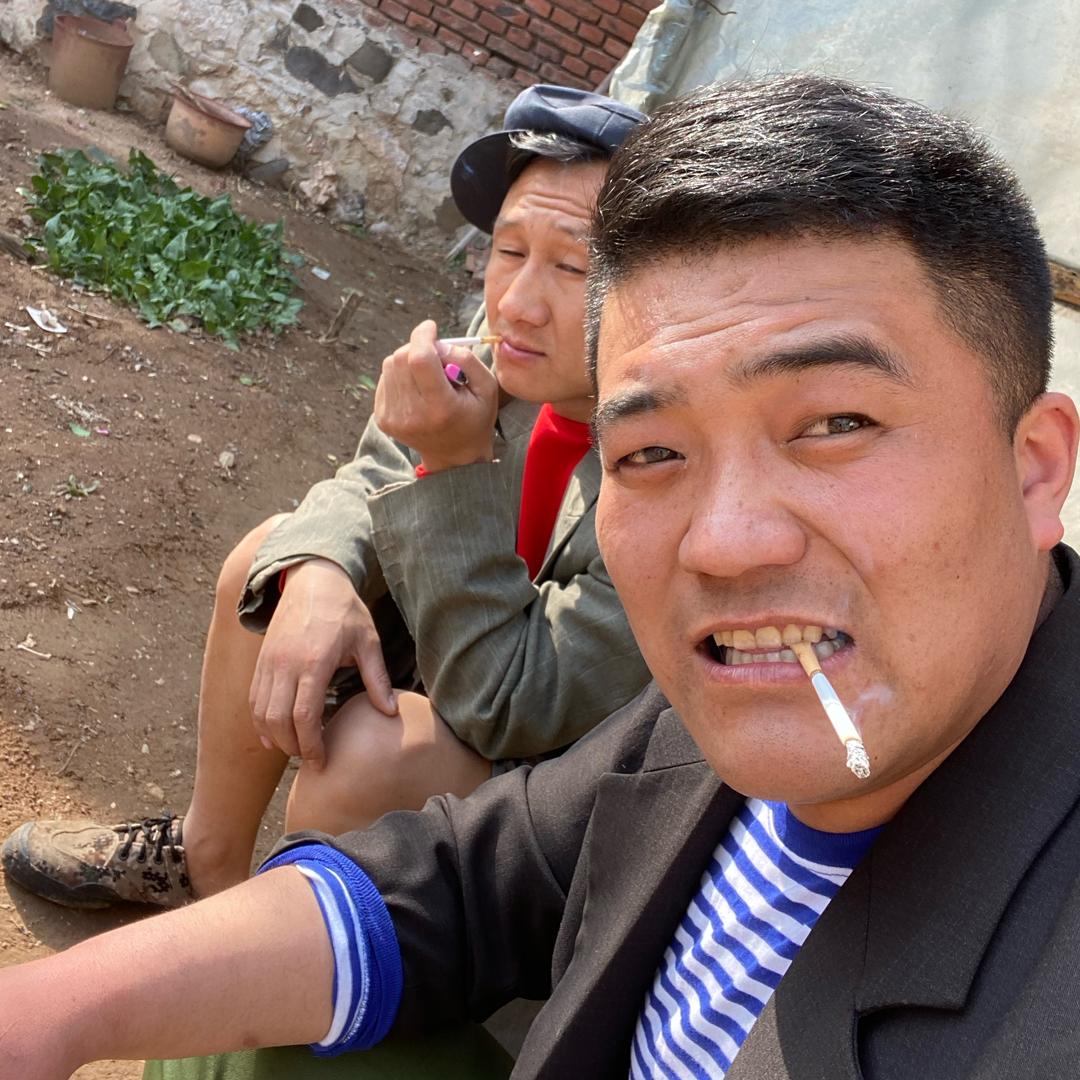 安丘老八(每天下午一点半直播)