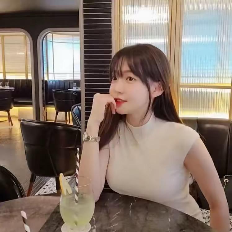 0.0-别看橱窗👙