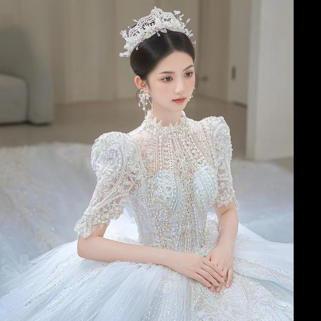 素妍婚纱彤老板