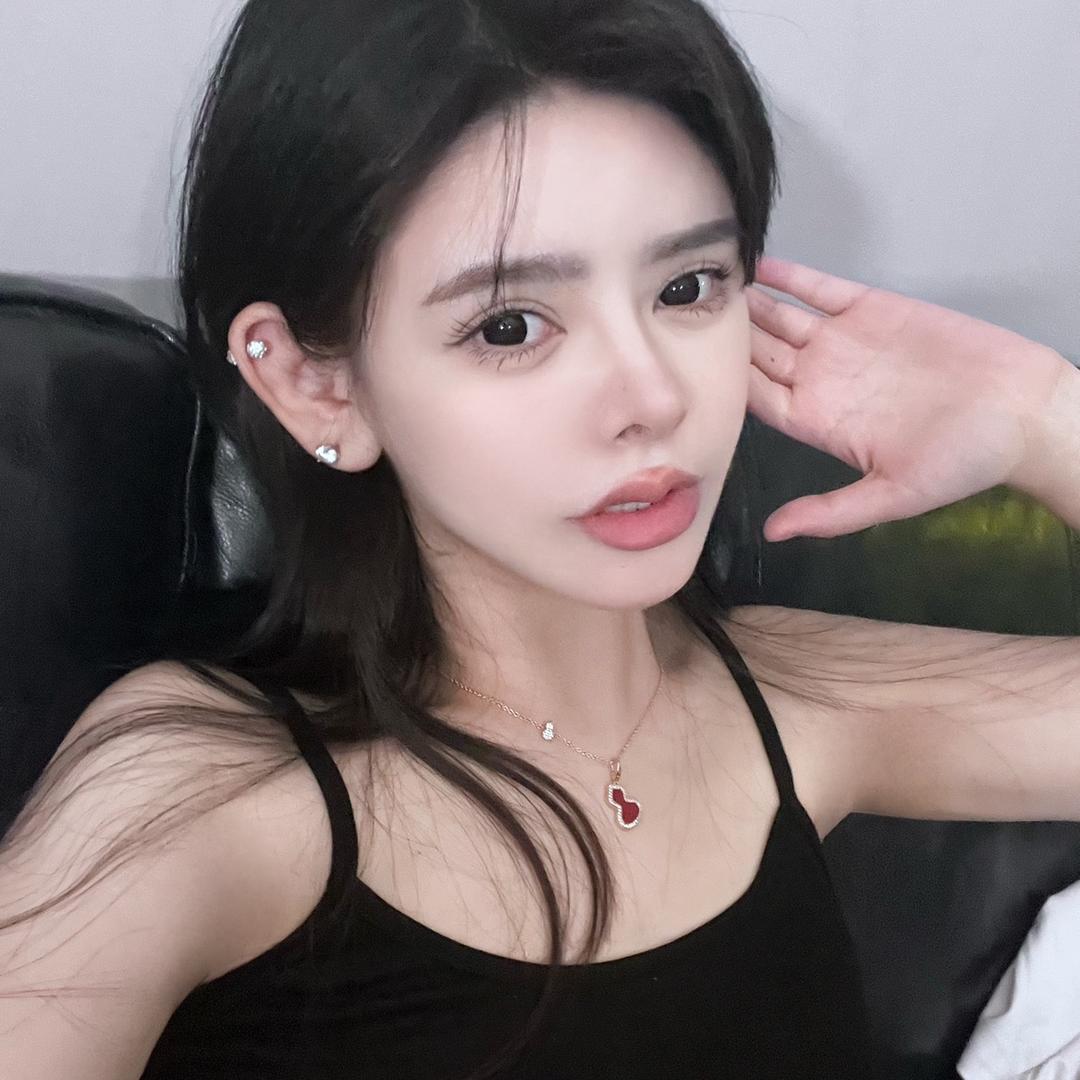 小屁斑比