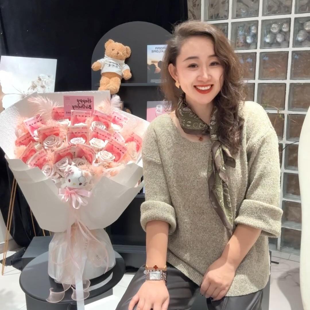 花倾城气球花艺培训🤎婚纱婚礼策划师