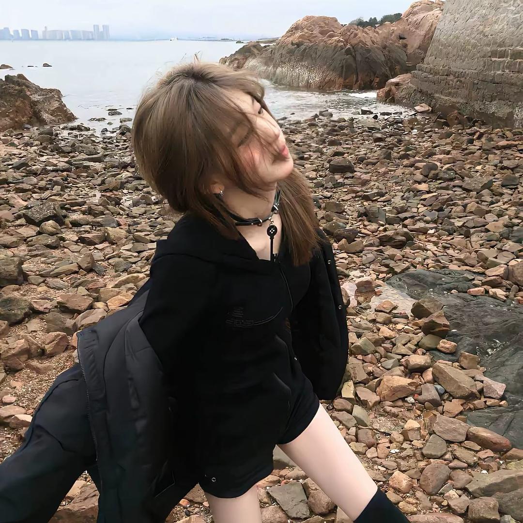 阿离.
