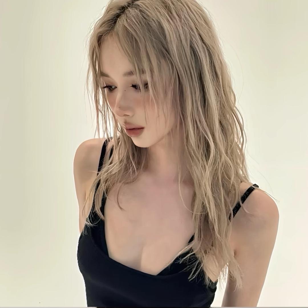 张YU 欣