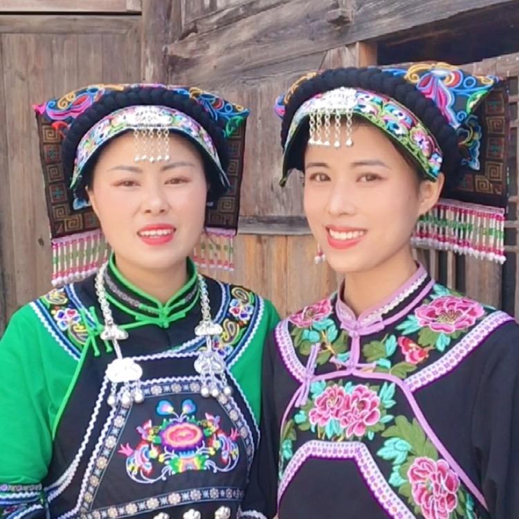 布依姊妹爱唱歌