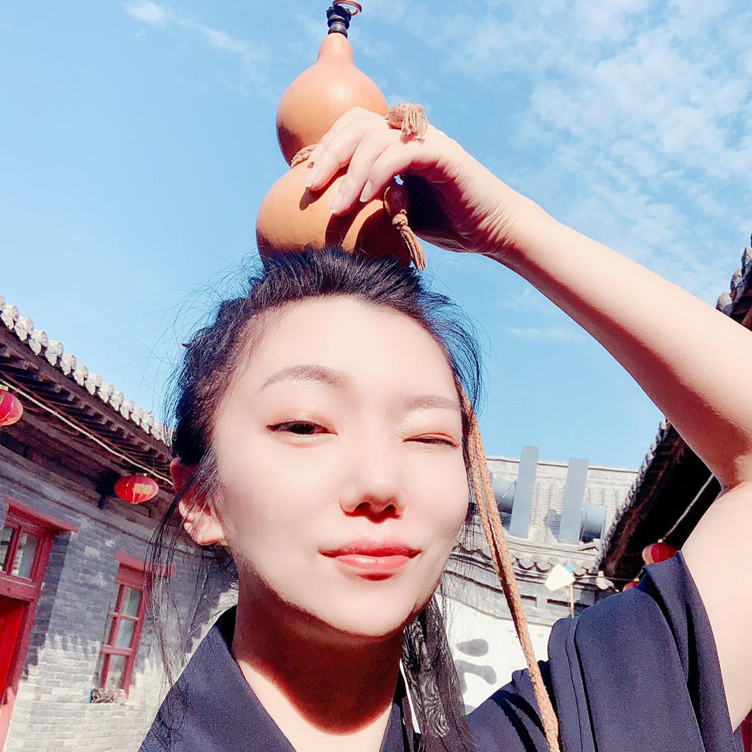 持雯
