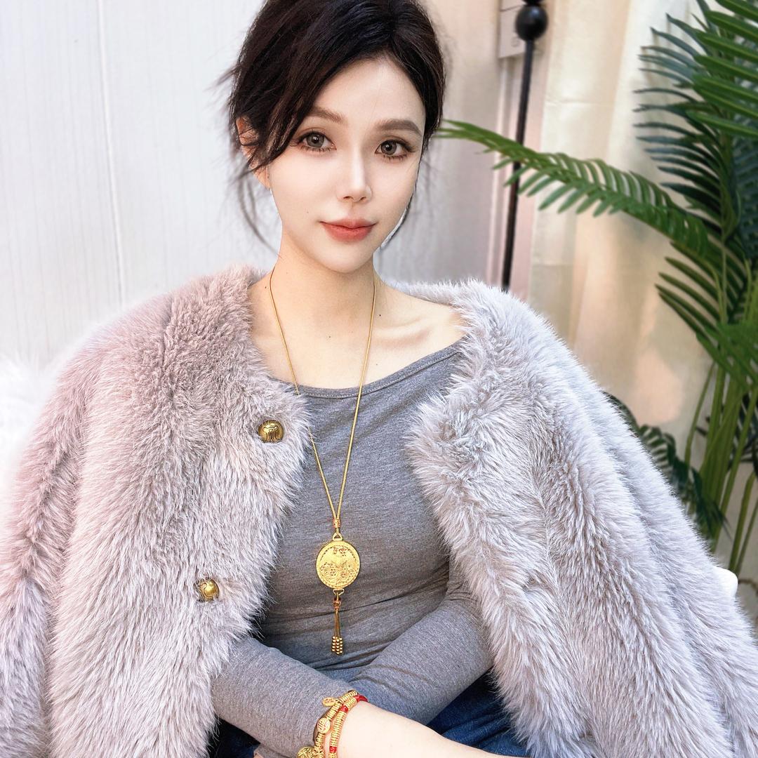 贝贝金光闪闪✨