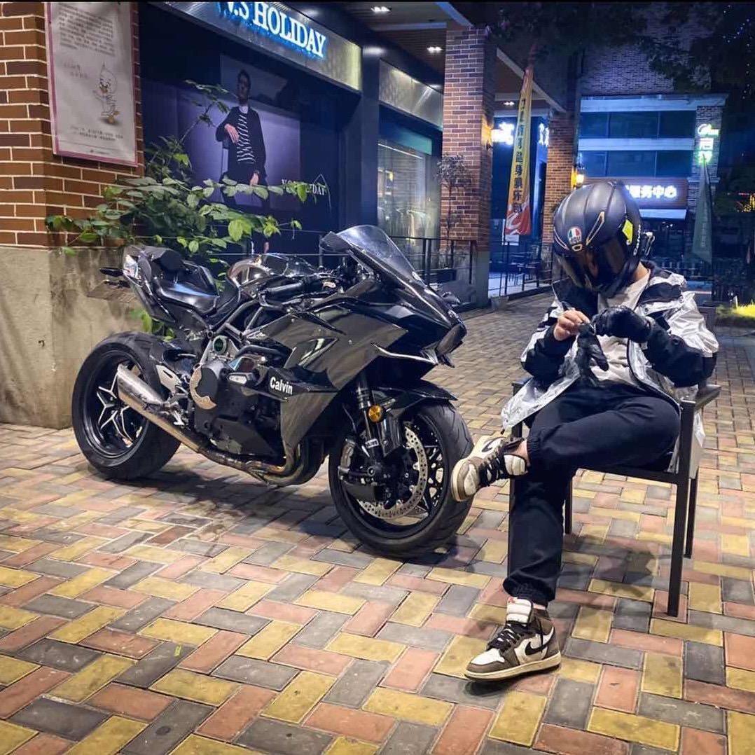 十口迷你鹦鹉鱼
