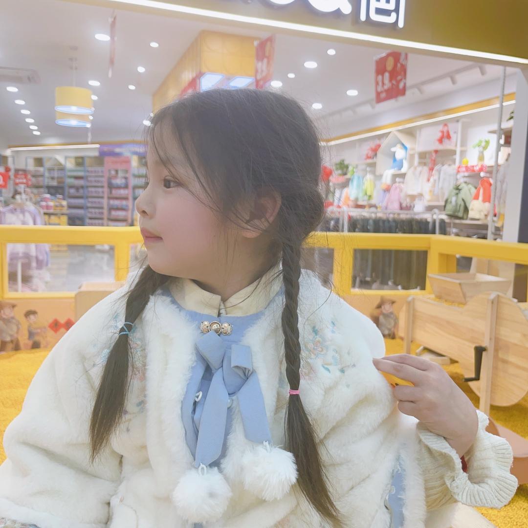 张鱼小丸几
