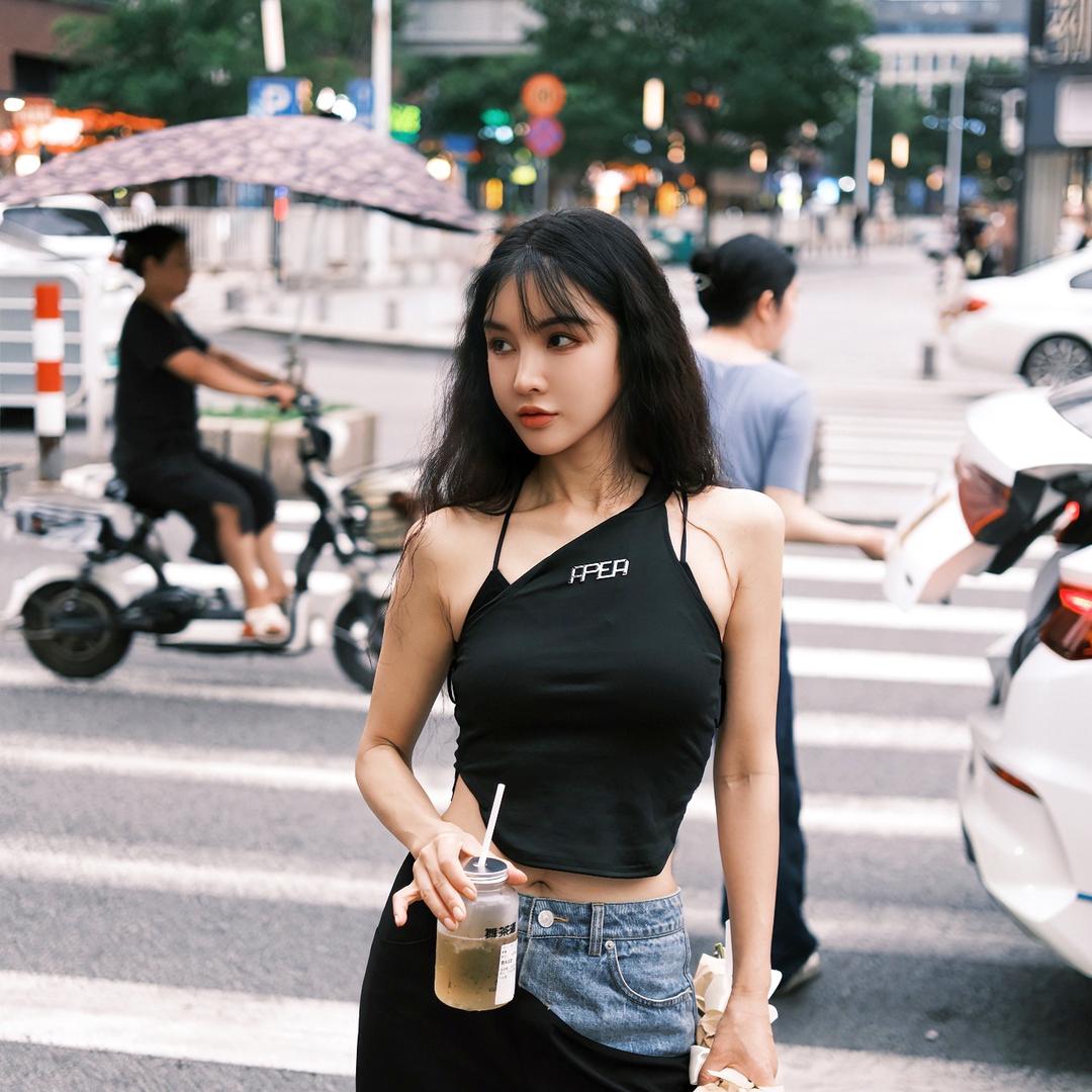 深圳市南山区南风雅集设计师女装