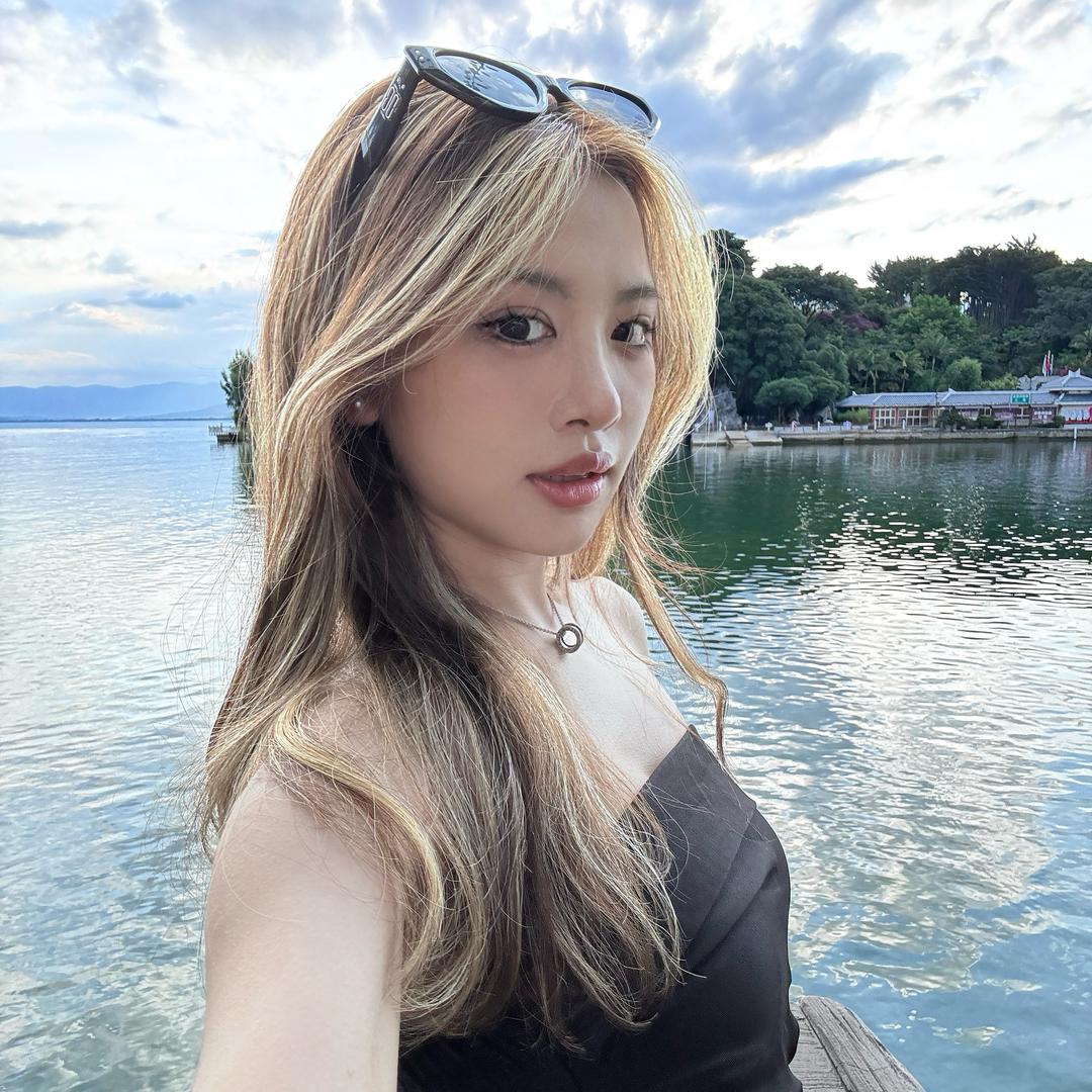 Moon_n