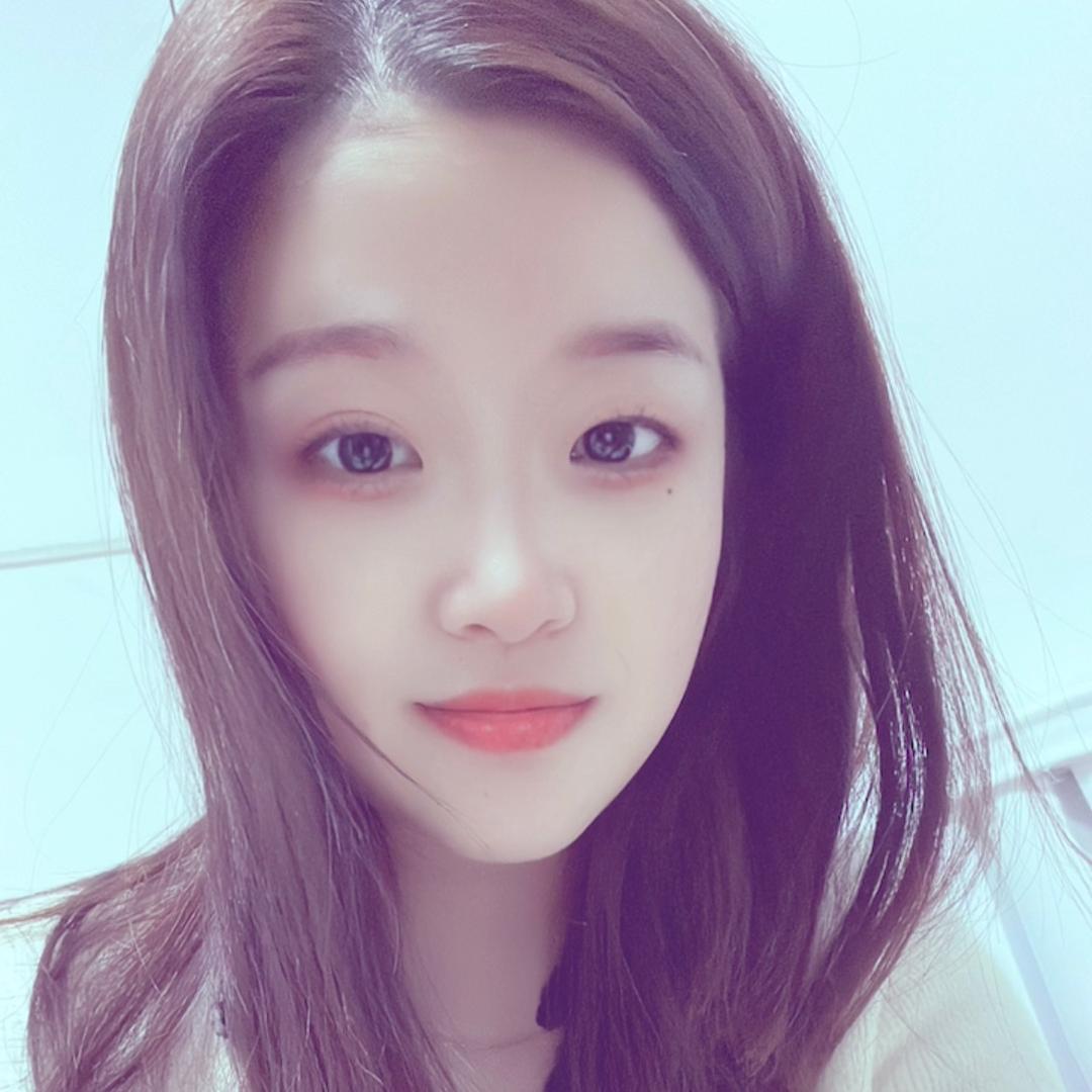 双双^O^