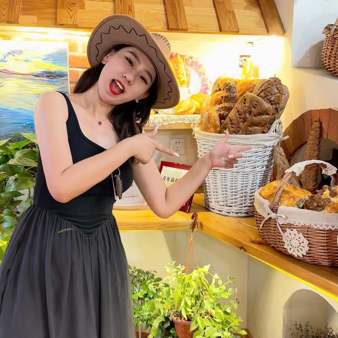 你看起来像笨蛋