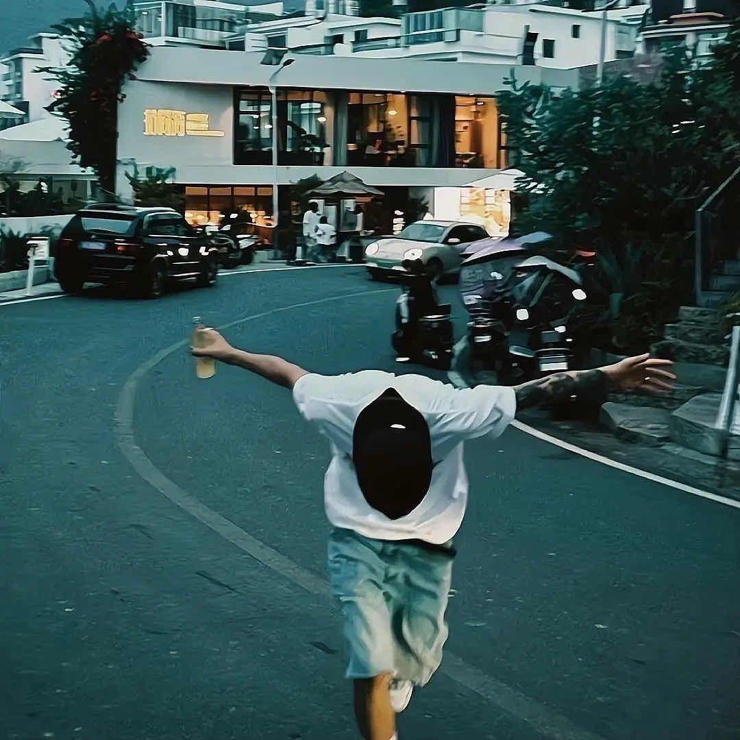 我吃饱的时候不饿