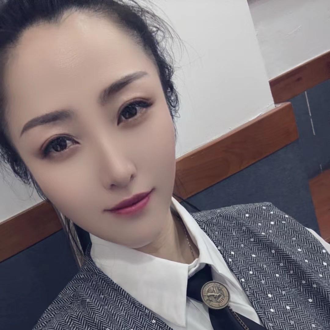 主持人～英萍🎤