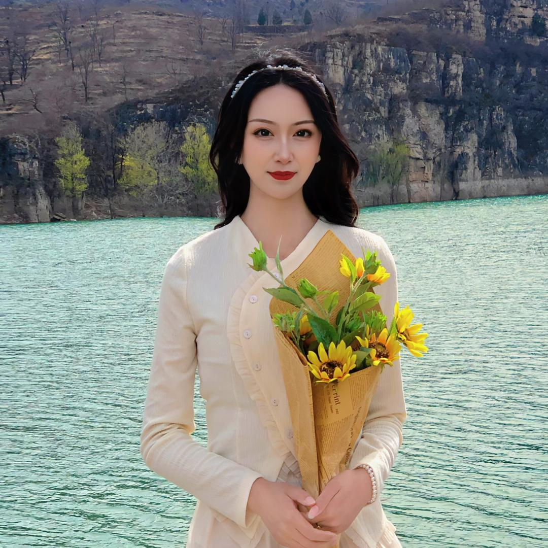 丽丽.